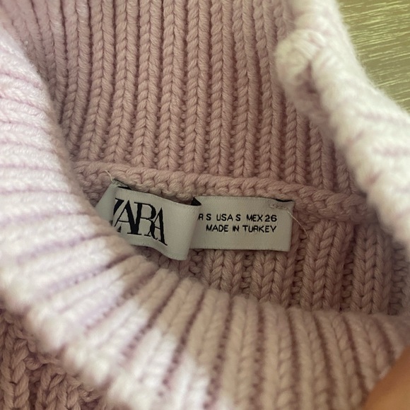 Zara Turtleneck Pink - Picture 2 of 2